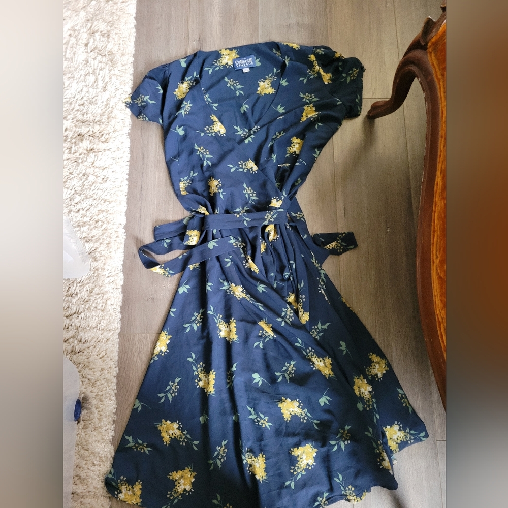 Collectif vintage navy floral wrap midi dress